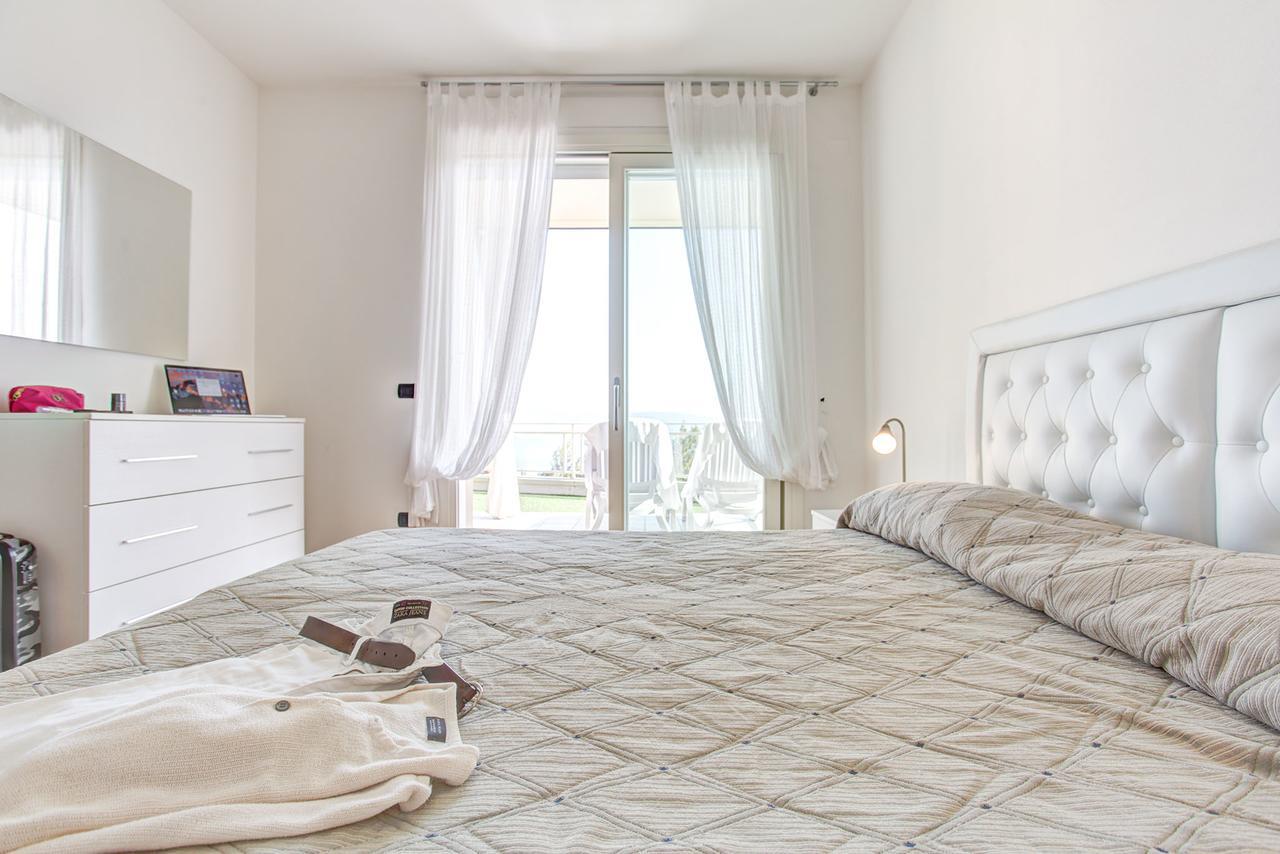 Residence Il Poggio Al Sole 托斯科拉诺-马德尔诺 外观 照片
